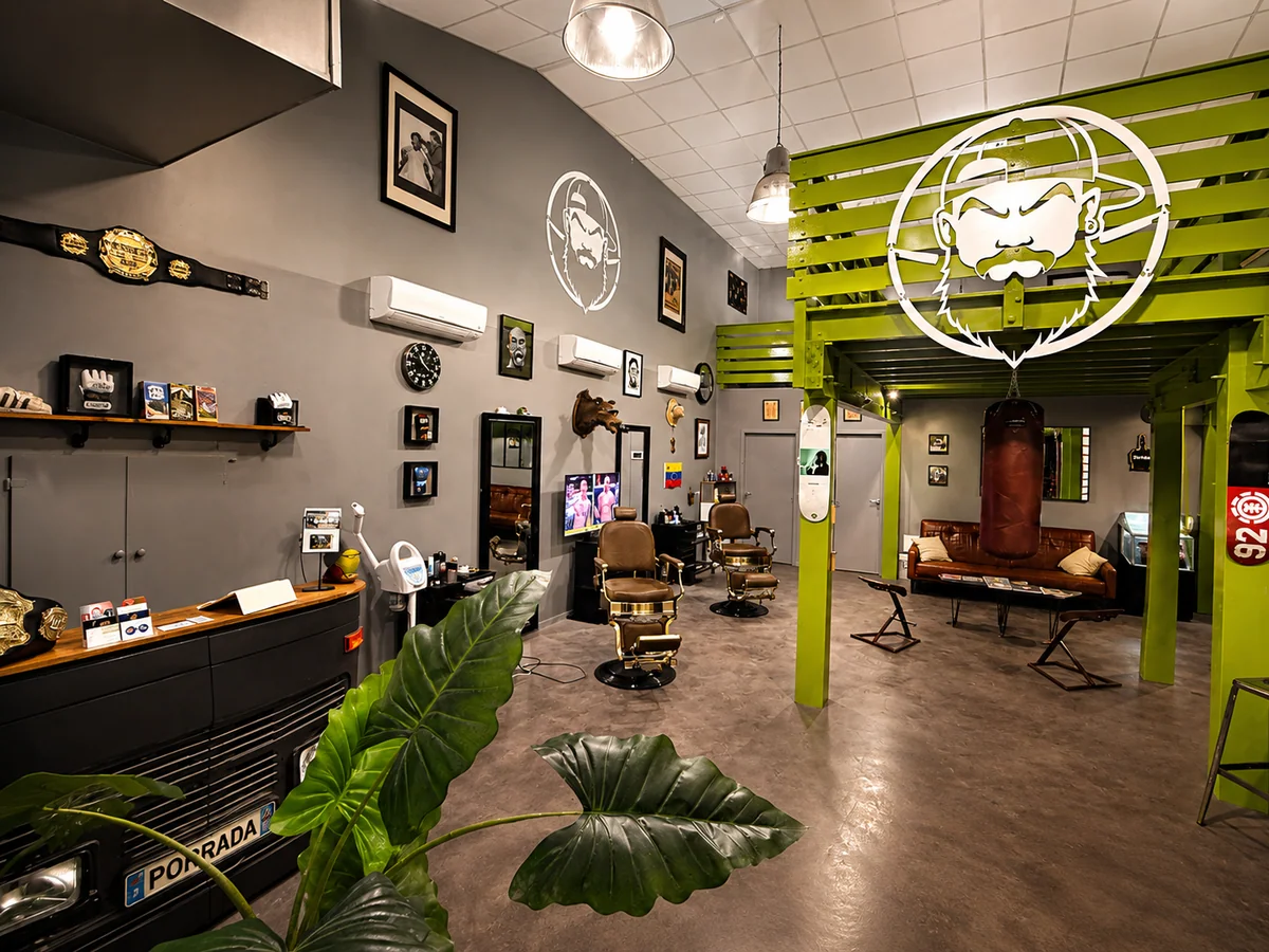 Le nouveau salon Porrada Barber Shop au Village Iraty à Biarritz